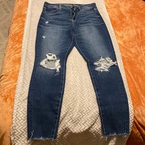 American Eagle the dream Jean, high-rise jegging